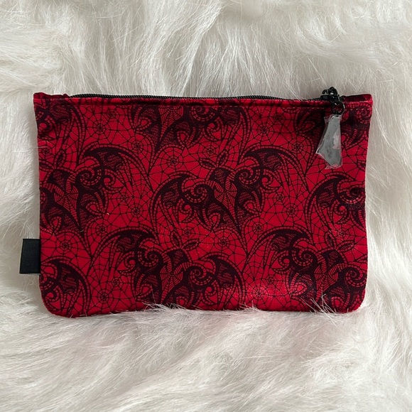 $1 Add On Ipsy Bag - Picture 1 of 2